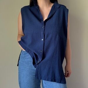 Vintage Gingham Sleeveless Button-Up Top